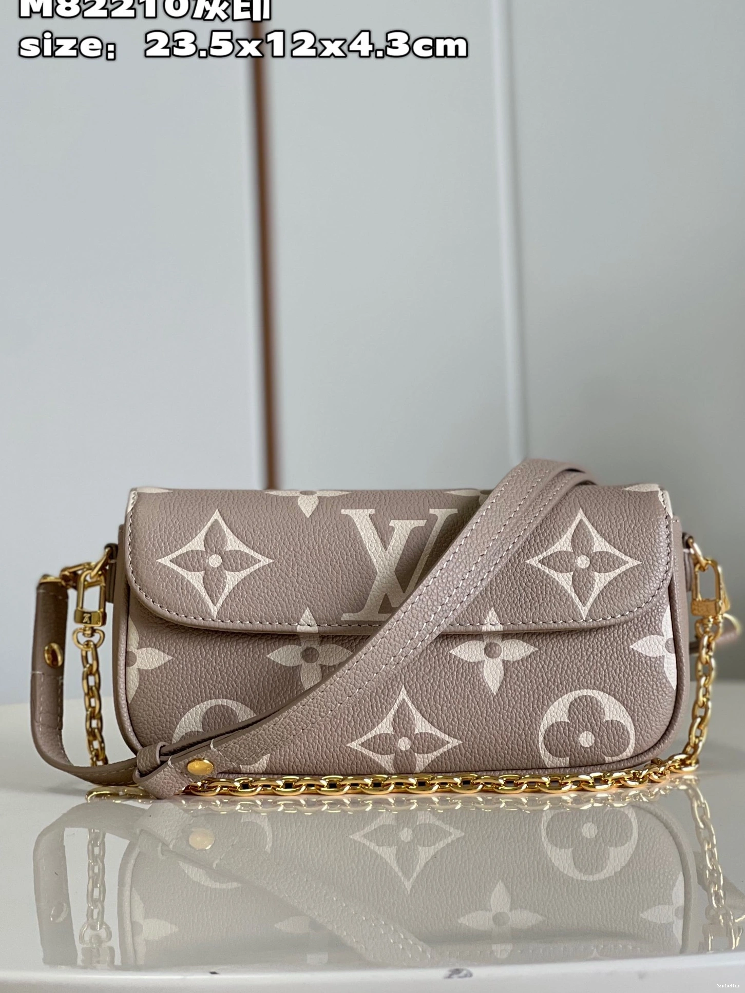 Cheap Ivy Wallet LOUIS on VUITTON Chain 0825